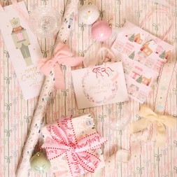 B&M AW26 NUTCRACKER WRAPPING FLATLAY
